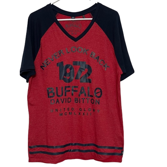 Men’s Buffalo David Britton Never Look Back v-neck short sleeve t-shirt, size M - Picture 1 of 6